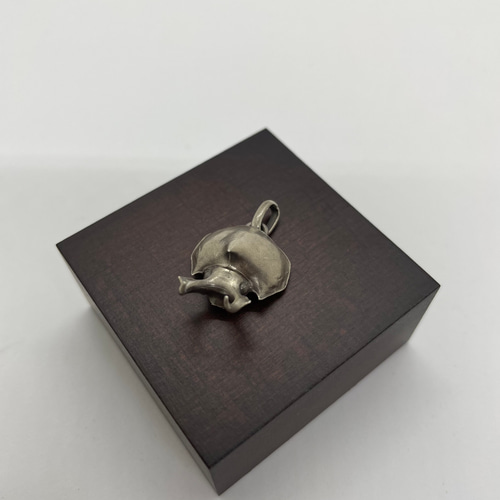 マルガリータヒナカブト(ペンダントトップ)シルバーアクセサリー 