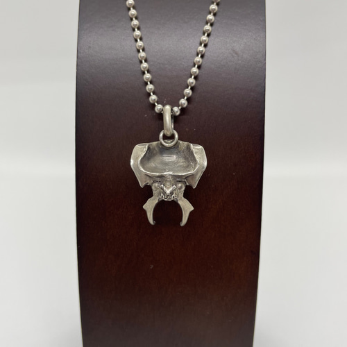 マルガリータヒナカブト(ペンダントトップ)シルバーアクセサリー 