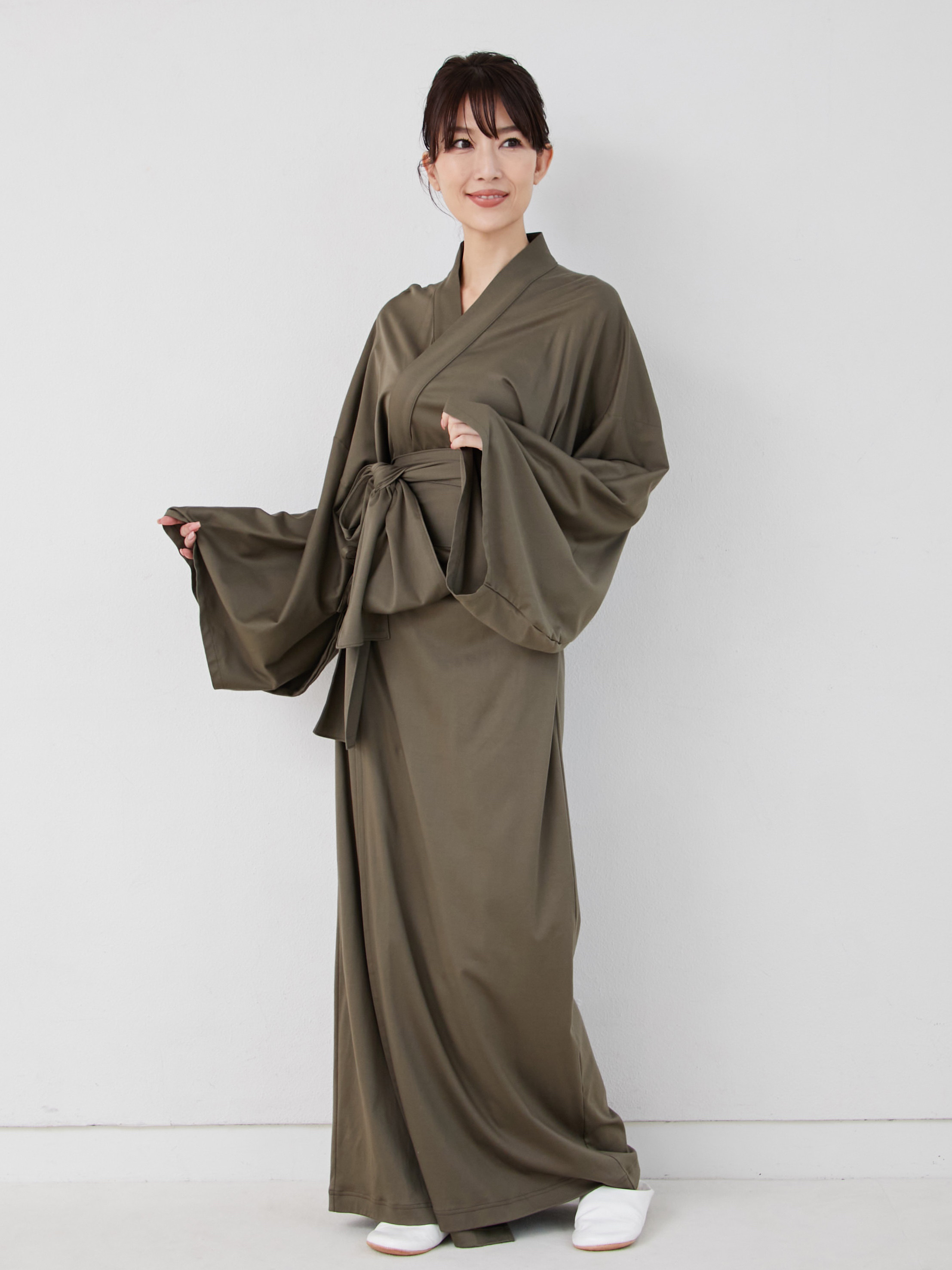 新品☆呉服屋♪大人清楚なひまわり　夏着物　浴衣３点セット 新品☆呉服屋♪大人清楚なひまわり 夏着物 浴衣3点セット