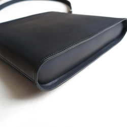 受注生産　Italian leather shoulder bag「streamline」BLACK 7枚目の画像