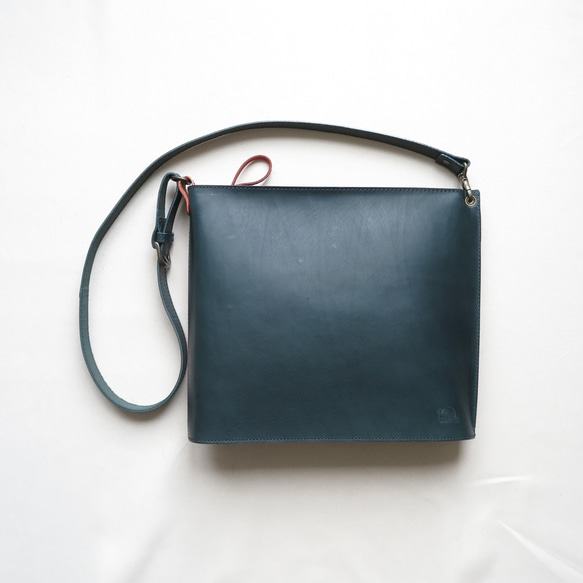 受注生産　Italian leather shoulder bag「streamline」BLUE 3枚目の画像