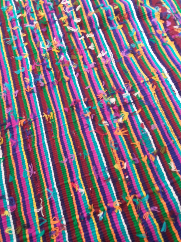 テーブルクロス　手織り　グァテマラ　ビンテージ　民族衣装　刺繍　ショール　スカーフ　古布　敷物　ウィピル 11枚目の画像