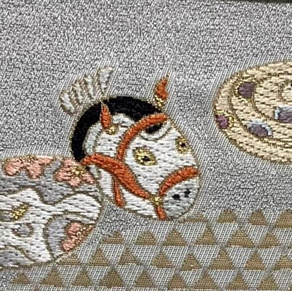 十二支を刺繍したA4サイズトートバッグ　持ち手とマチ部分には本革（牛革）を使用　普段使いの上品なトートバッグ 15枚目の画像