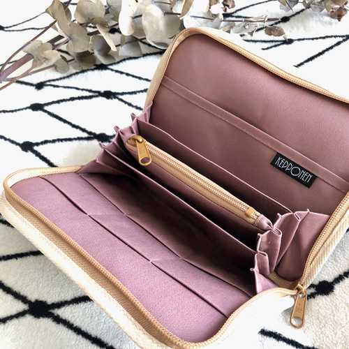 【美品】ミナペルホネン　マルチケース　母子手帳、パスポートケース Amazon.co.jp: ミナペルホネン お薬手帳、母子手帳、カード入れ