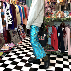 蝴蝶紋中國喇叭褲：淺藍色 第5張的照片