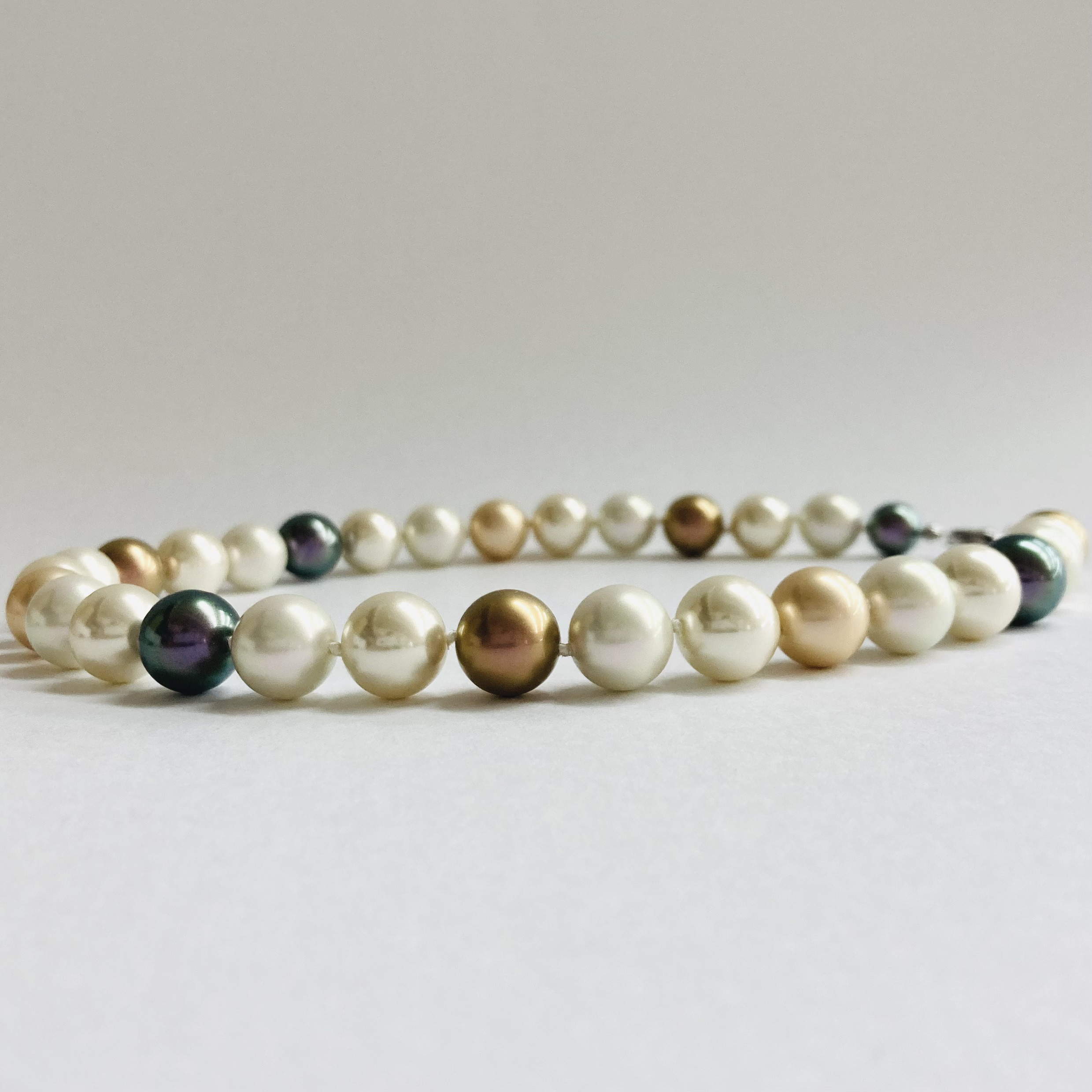 ガラスパールマルチカラーオールノットネックレス＃B/12mm約44cm/made in japan