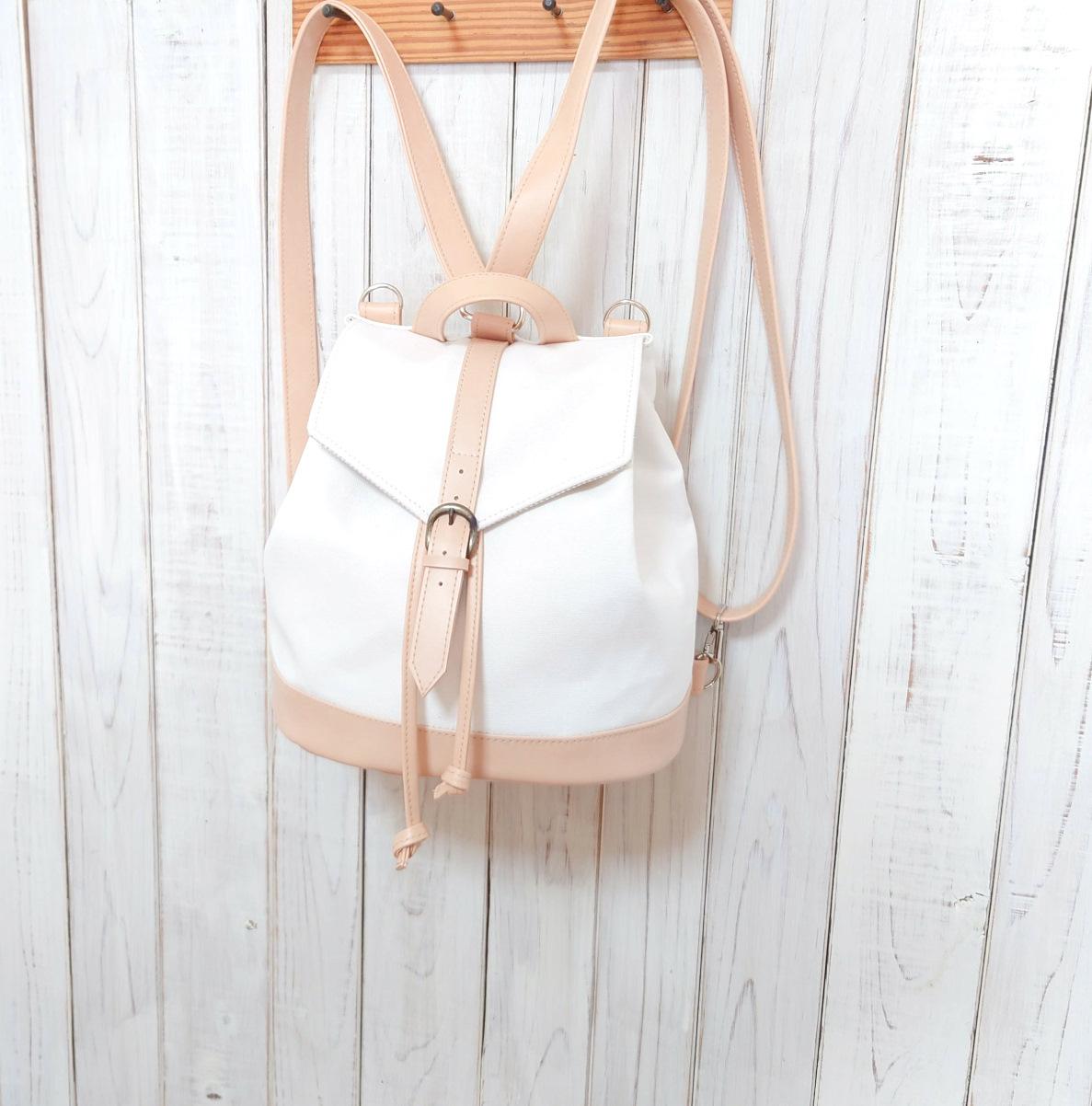 3way白の帆布とベージュ合皮のリュックP
