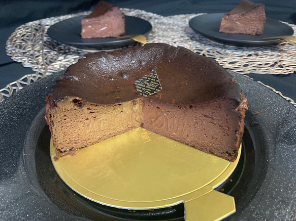 バスクチーズケーキ～プレミアムショコラ〜☆バースデーケーキや記念日プレゼントにも☆ 2枚目の画像