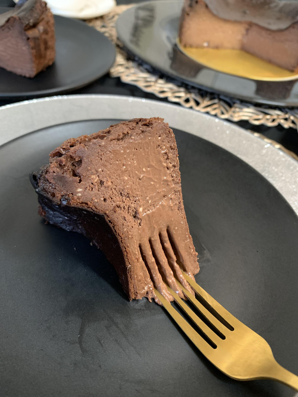 バスクチーズケーキ～プレミアムショコラ〜☆バースデーケーキや記念日プレゼントにも☆ 10枚目の画像
