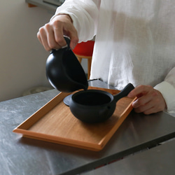 湯冷ましに、お手軽急須としても　愛知県常滑産・玉光窯さんのつくる常滑焼・湯冷まし・300cc 5枚目の画像