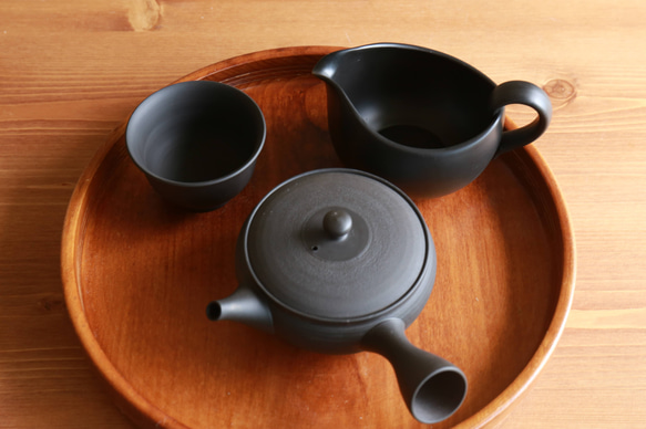 湯冷ましに、お手軽急須としても　愛知県常滑産・玉光窯さんのつくる常滑焼・湯冷まし・300cc 17枚目の画像