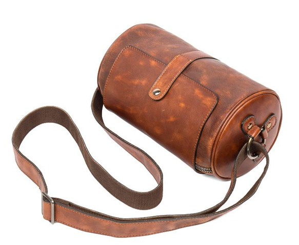 本革製ショルダーバッグ 植物タンニン鞣しメッセンジャーバッグ ヴィンテージシリンダーサッチェル ユニセックス 13枚目の画像