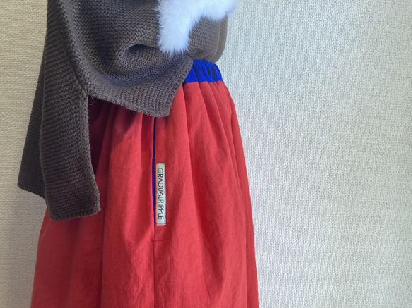 【青×赤/洗いをかけたリネンのギャザースカート（裏付）】 4枚目の画像