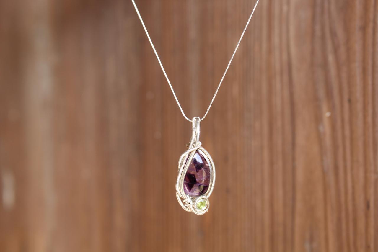 トラピッチェアメジスト　ファセットカット　ペリドット　シルバー925 ワイヤーラッピング　ペンダント
