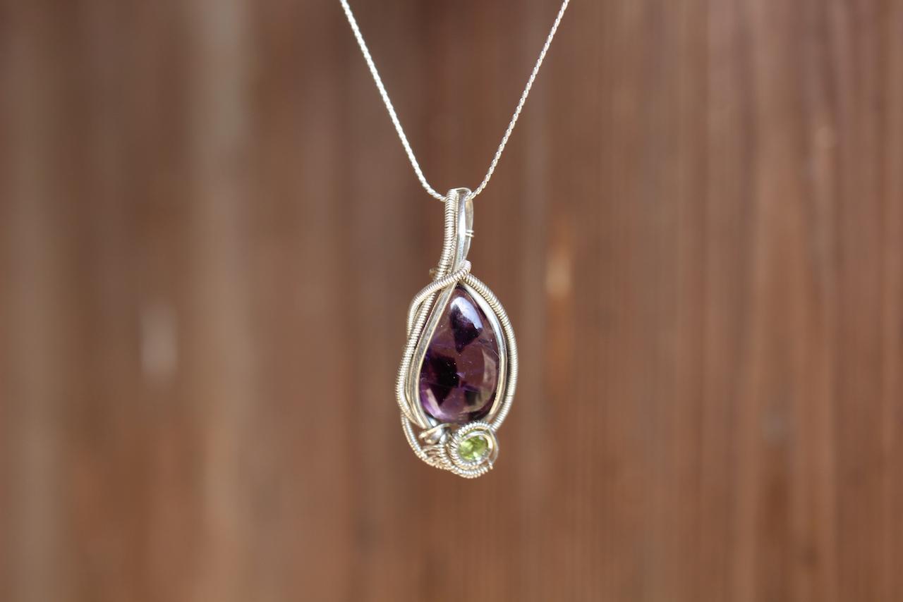 トラピッチェアメジスト　ファセットカット　ペリドット　シルバー925 ワイヤーラッピング　ペンダント