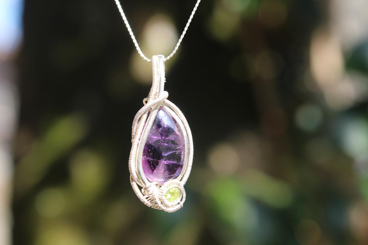 トラピッチェアメジスト　ファセットカット　ペリドット　シルバー925 ワイヤーラッピング　ペンダント