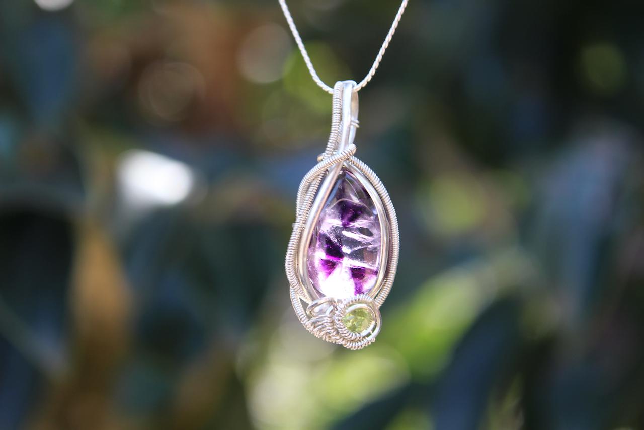 トラピッチェアメジスト　ファセットカット　ペリドット　シルバー925 ワイヤーラッピング　ペンダント
