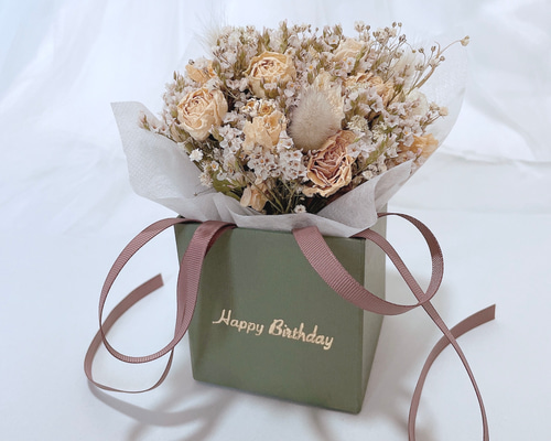 専用【タグ付き未使用！】 フラッフィープラッシー　11月18日 誕生日バースデー 誕生日】ドライフラワー ボックスフラワー【選べる花色】Happy