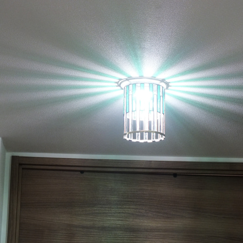 緑ストライプのダウンライト ver.1 ステンドグラスとLED（白昼色