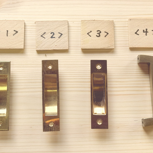 モールガラスの引き戸棚（引き出し無し）。レトロ。食器棚。サイズ