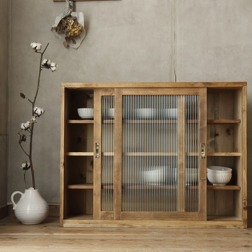 モールガラスの引き戸棚（引き出し無し）。レトロ。食器棚。サイズ