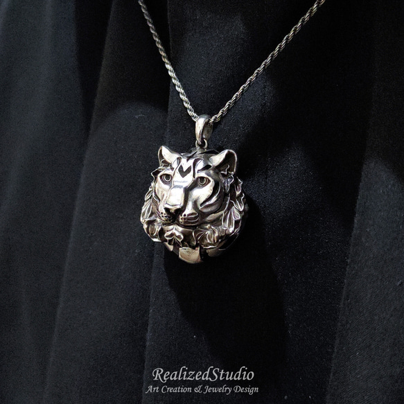 生肖虎年 / 立體虎首造型 925純銀 老虎珠寶設計吊墜 第3張的照片