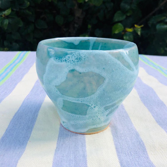 ハネンさん陶器　カップ　デザートカップ　飲み物やスイーツカップにも　おしゃれかわいいフォルム　マレトムース　MTMS 1枚目の画像