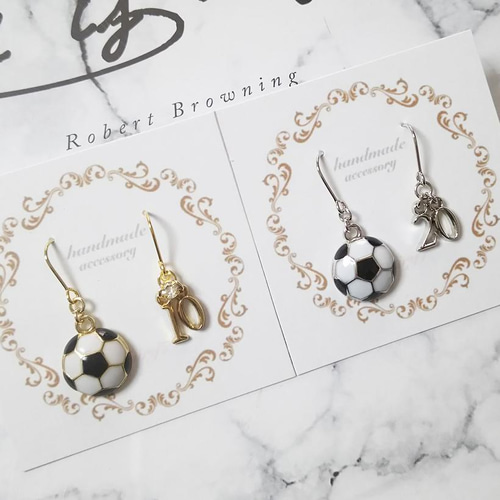 ゴールド】 サッカーボール 背番号ピアス ピアス（フック・チェーン 