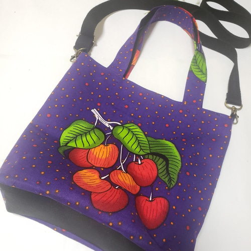 さくらんぼ柄】アフリカ布 アフリカンバティック 斜めがけバッグ