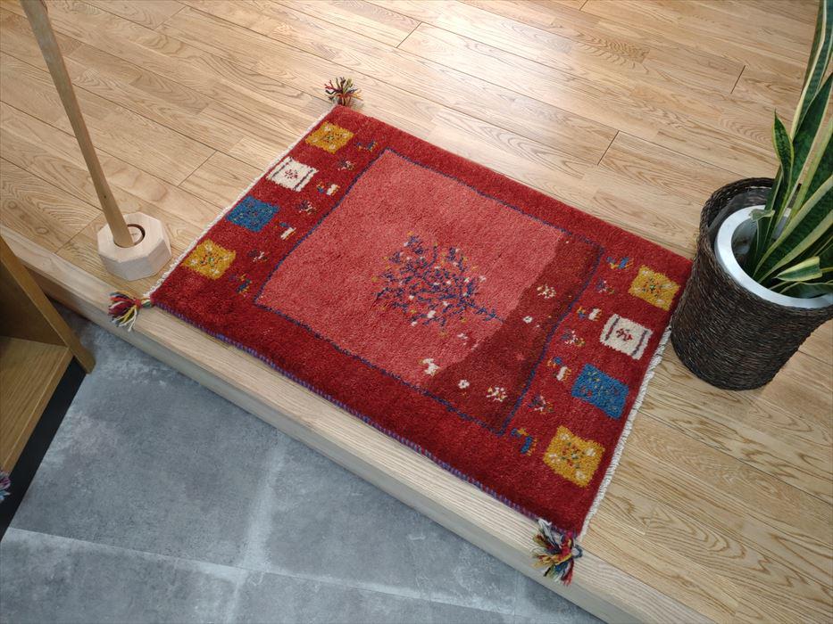 新規入荷】ペルシャ ギャッベ 玄関マット 88x63cm 黄金色 生命の
