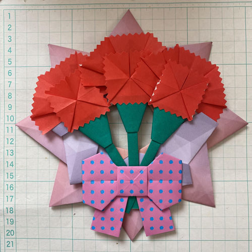 折り紙リース カーネーション 5月 花束 水玉リボン 母の日 壁面飾り