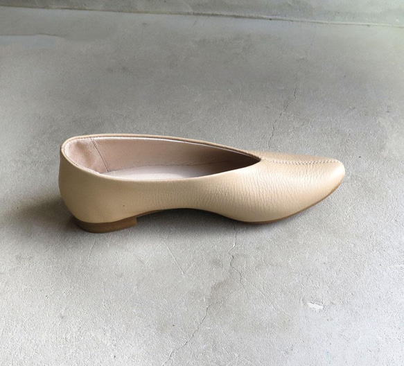 精選【高品質】適合辦公室穿著！米色真皮淺口鞋❄︎日本製❄︎ 第7張的照片