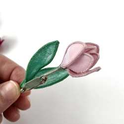 【立体刺繍】パール球根のチューリップコサージュ（ピンク） 5枚目の画像