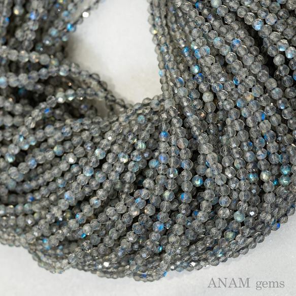 【32㎝】【ちゃんとシラーがでる！】ラブラドライト 2mm ボールカット (ビーズ素材)★ANAM gems 2枚目の画像