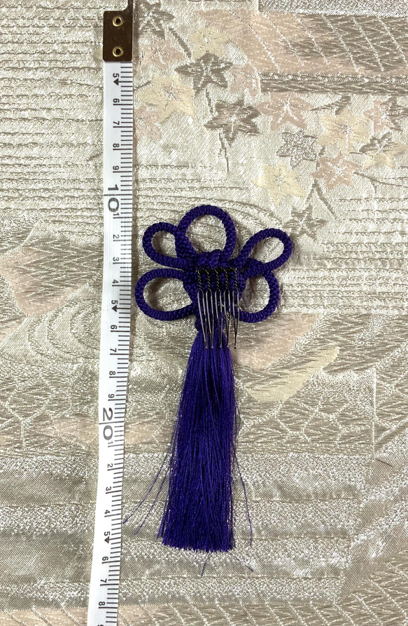 梅　タッセル　髪飾りコーム　青紫 3枚目の画像