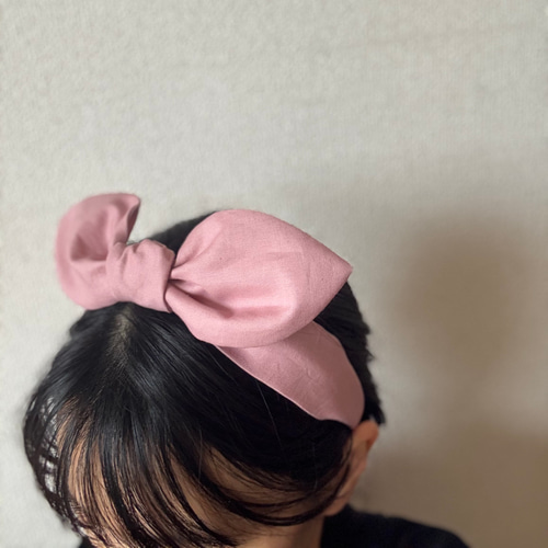 リボンカチューシャ（くすみピンク・うさ耳リボン）chika キッズ&大人