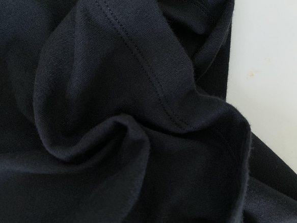 プレミアムな着心地ダブルソフトコットン　七分袖   ボードネック カットソー   黒　プルオーバー 7枚目の画像