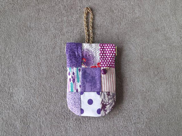 レトロな 布のかけら パッチワーク ポーチ 紫色 Mサイズ ポーチ  