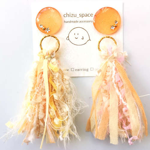 2way*パステルオレンジのカラフルなタッセルのピアス/イヤリング