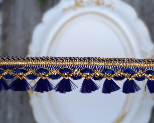 インド刺繍リボンタッセル♪ インド刺繍リボンタッセル ピアス・イヤリング ホワイト