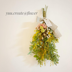 『yuu.create@flower』ミモザと春色のスワッグB 1枚目の画像