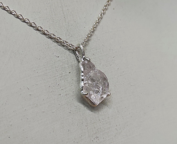 鉱物の表情＊pink quartz 925 pendant 7枚目の画像