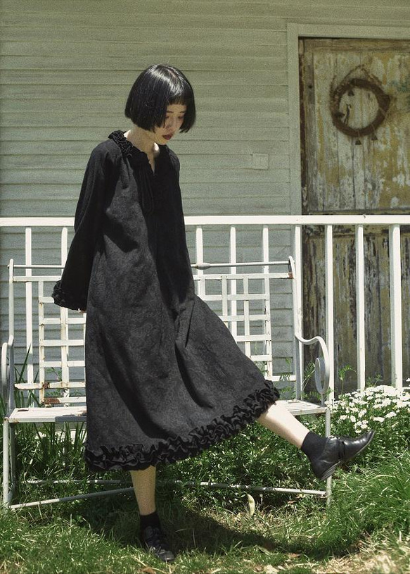 黑色 手工立體花小黑裙 復古少女日系寬鬆暗黑洋裝純棉提花連身裙 第15張的照片