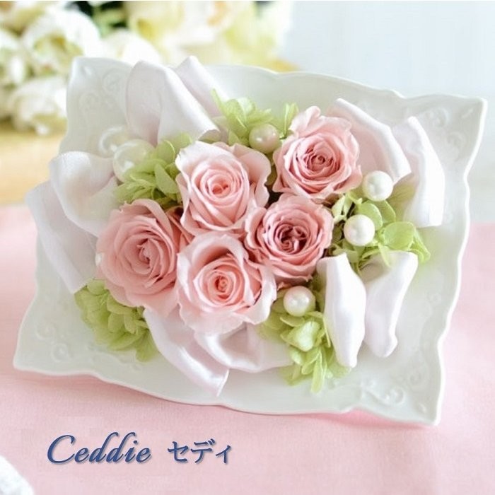 プリザーブドフラワー 完成品　送料無料 飾り方３WAY　お洒落な花器　母の日　誕生日　お祝い　お洒落　人気