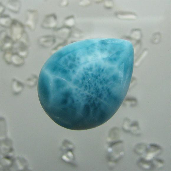 ラリマールース　【送料込】　LMR223　ドミニカ共和国の石研磨職人の旦那から送ってもらってます　larimar　直輸入