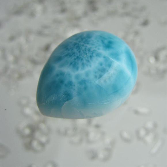 ラリマールース　【送料込】　LMR223　ドミニカ共和国の石研磨職人の旦那から送ってもらってます　larimar　直輸入