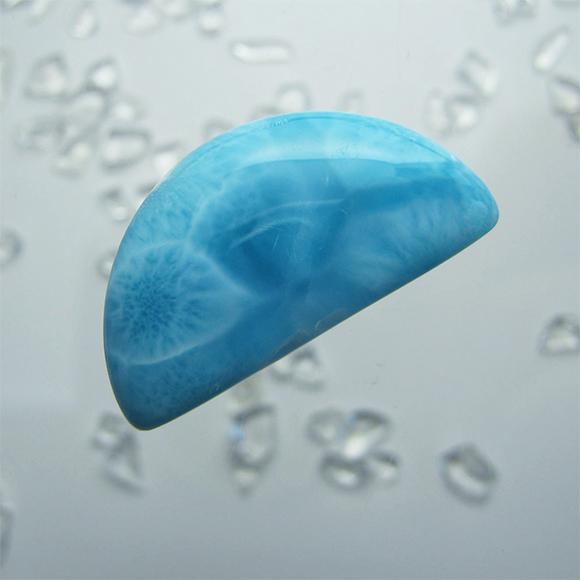 ラリマールース　【送料込】　LMR240　ドミニカ共和国の石研磨職人の旦那から送ってもらってます　larimar　直輸入