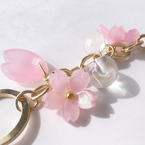 桜のバッグチャーム］桜 花びら 春 バッグチャーム ゴールド レジン 桜