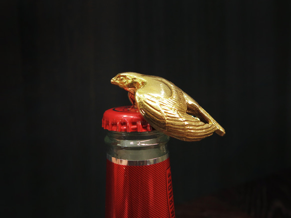 《蒼鷹》開瓶器 Goshawk (Bottle opener) 第2張的照片