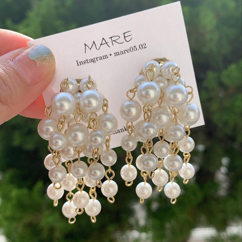 ☆❤️  花びら　パール　ジャラジャラ　ピアス　イヤリング　ハンドメイド じゃらじゃらシルバーピアス | naim